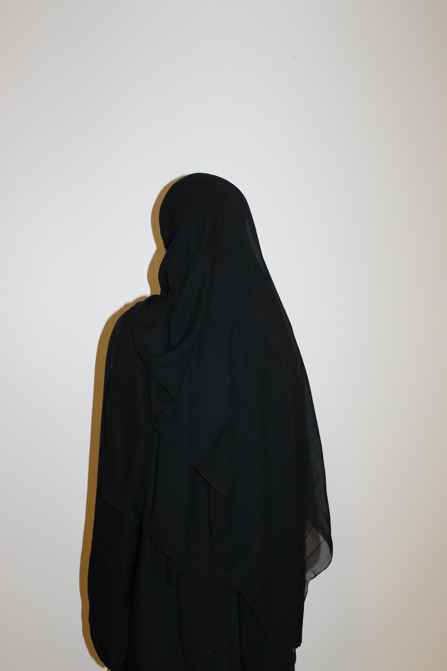 Shan-closed abaya