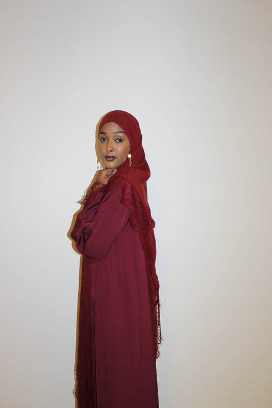 Red-open abaya