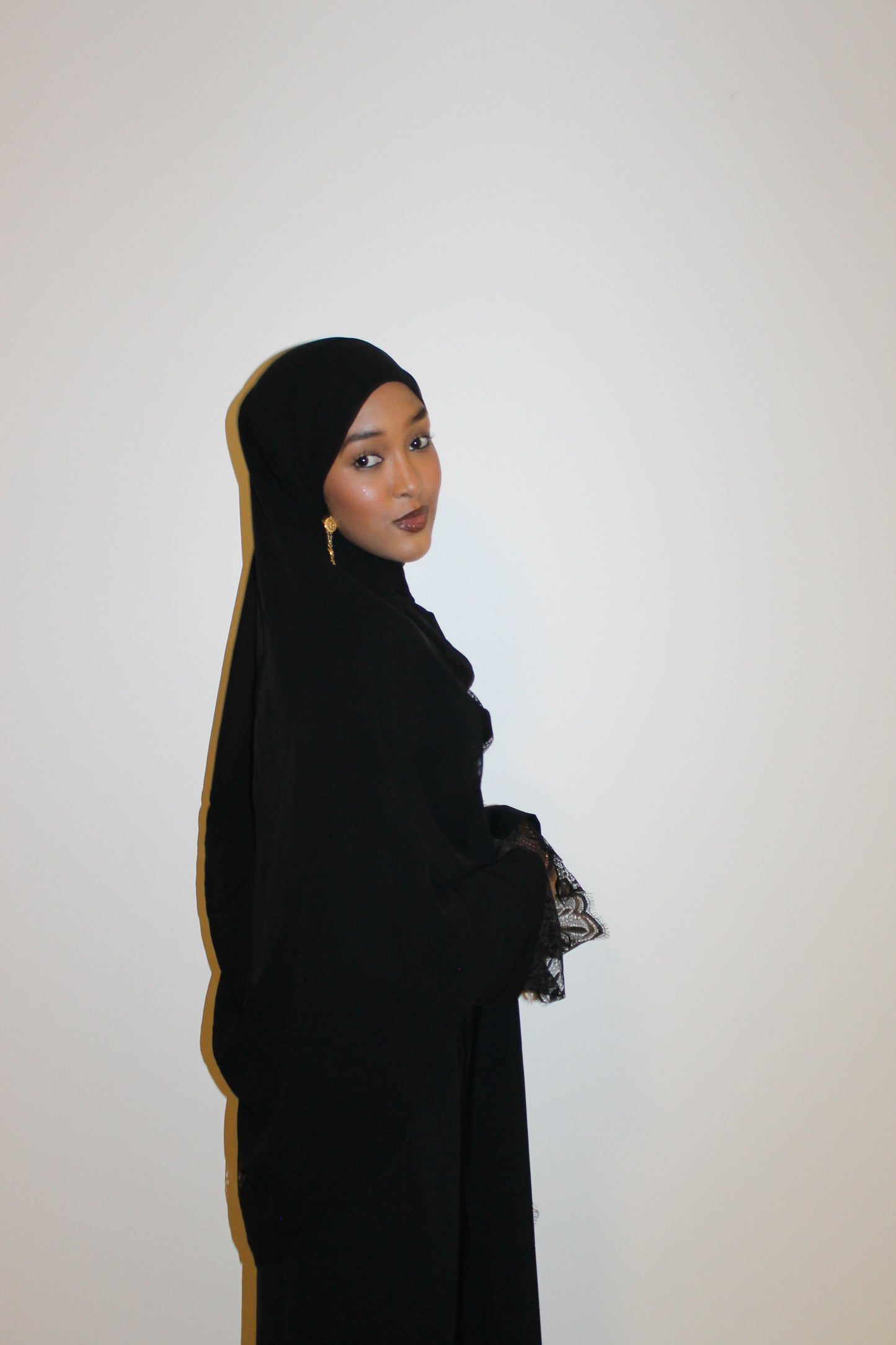 Black-open abaya