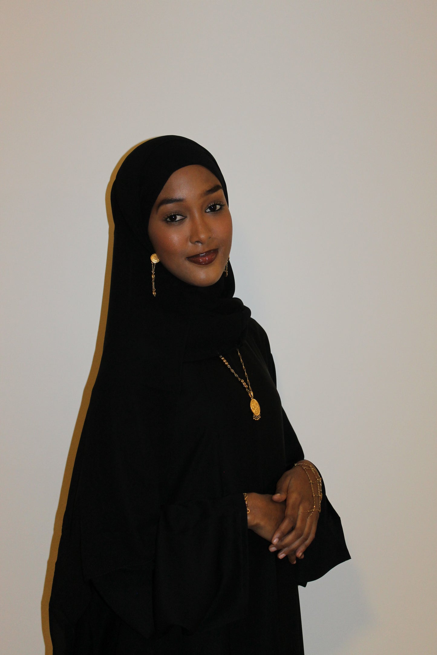 Shan-closed abaya
