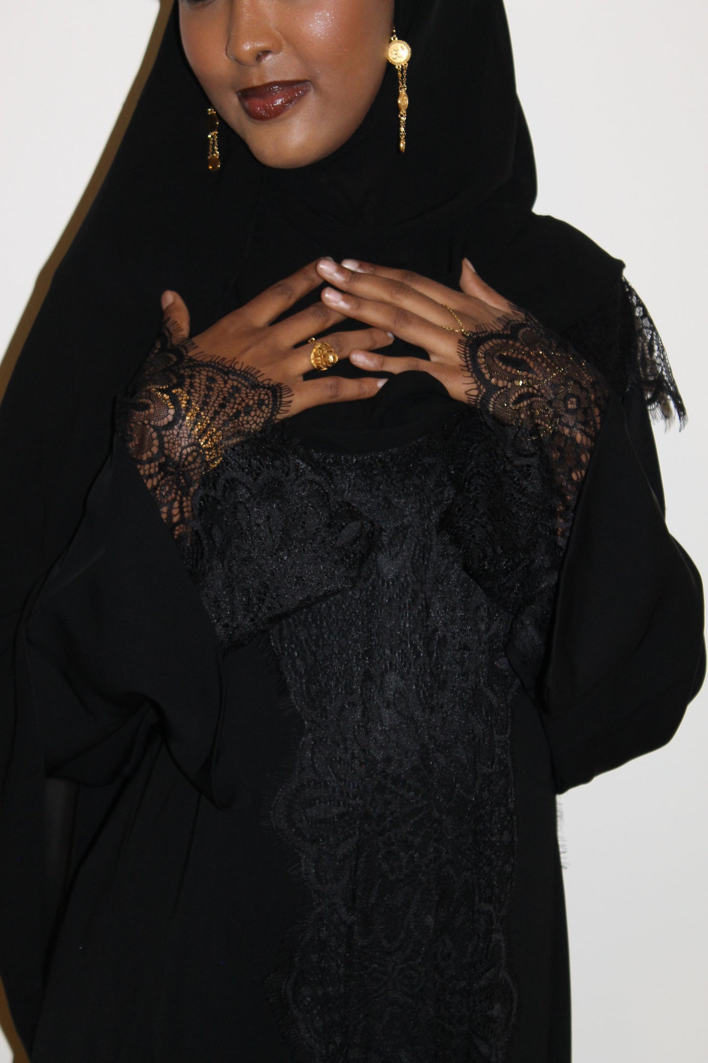 Black-open abaya