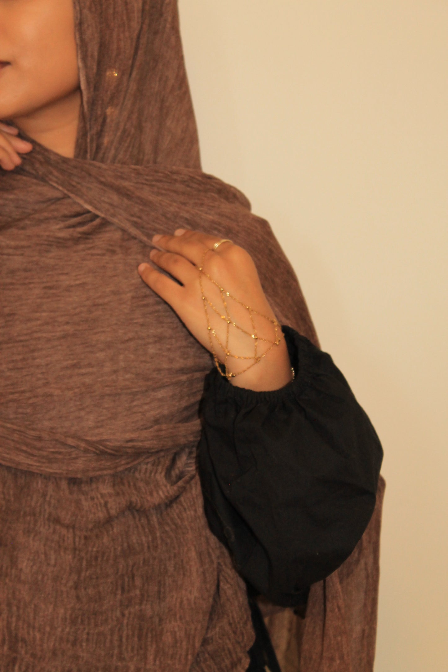 Brown -crinkle hijjab