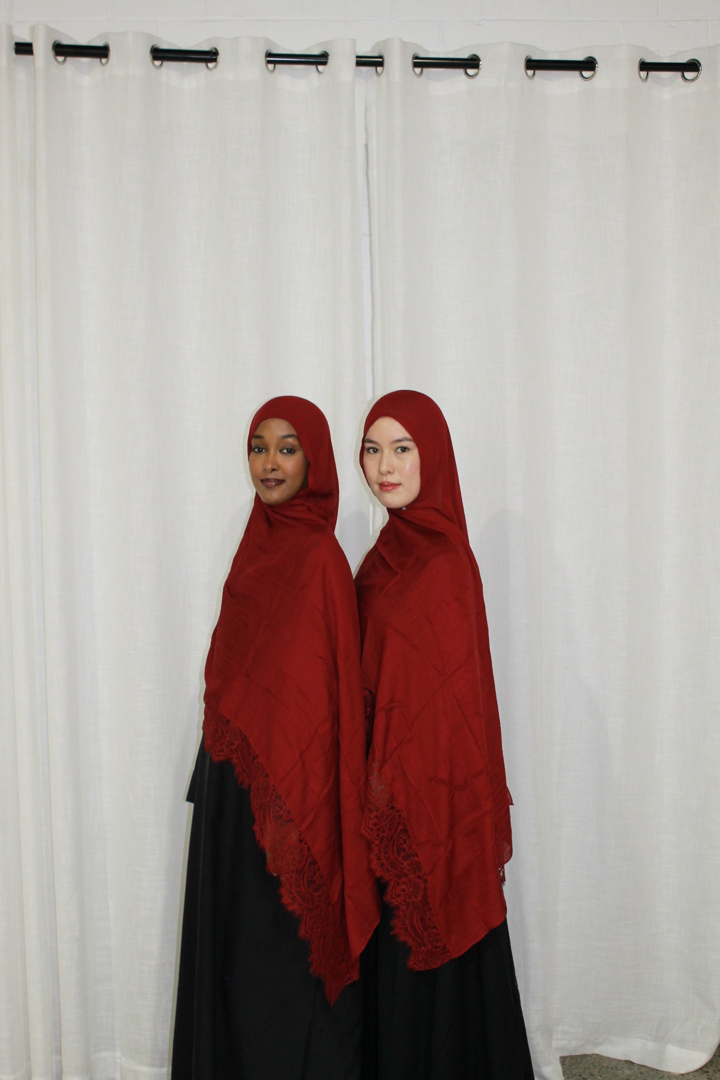 Red lace modal